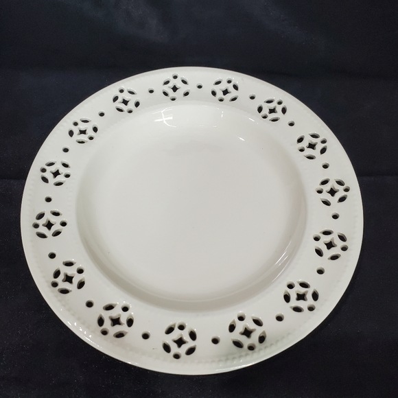 Leedsware Pierced Classical Creamware Berry Basket & Base - Picture 5 of 14